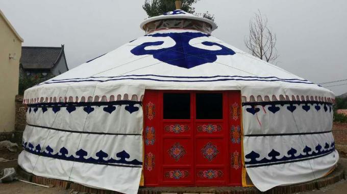 Άσπρη 100% ξύλινη σκηνή Yurt πλαισίων μογγολική αδιάβροχη για το ξενοδοχειακό κατάλυμα