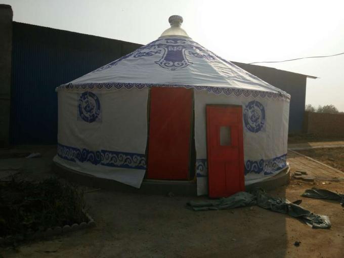 Ο κύκλος διαμόρφωσε τη μογγολική σκηνή Yurt με το σκουλήκι - αποτρέποντας το υλικό ταξιδιών μπαμπού