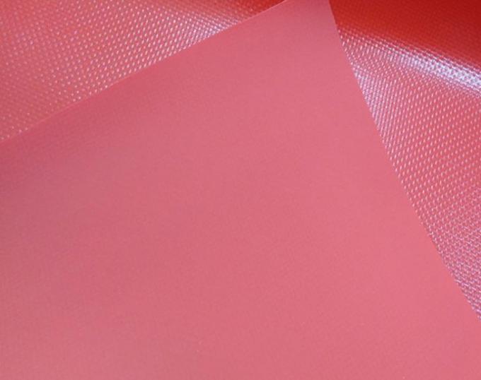 Κόκκινο ντυμένο PVC δάκρυ ανθεκτικό 650gsm 1000d*1000d 20*20 μουσαμάδων πολυεστέρα